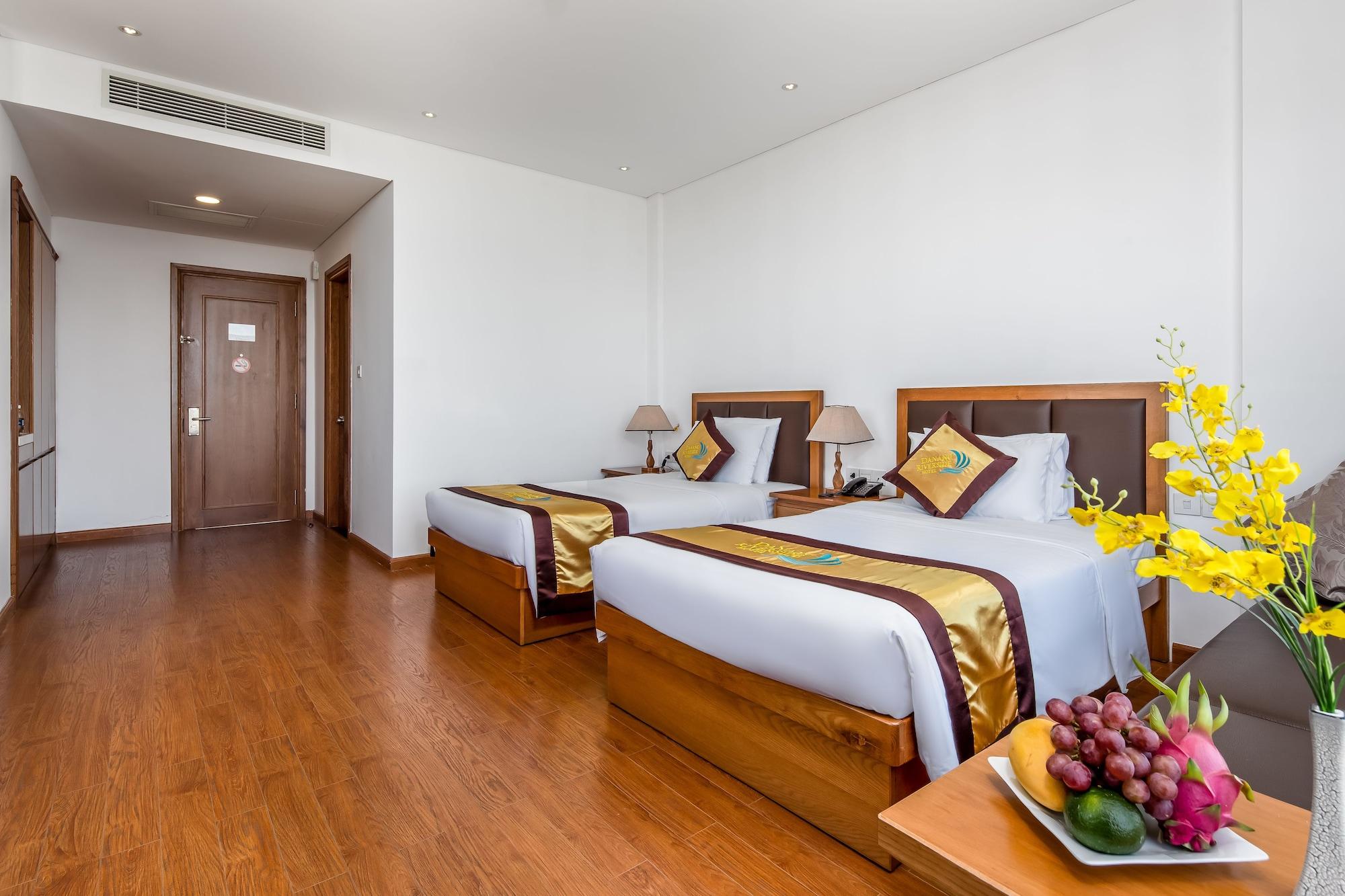 Da Nang Riverside Hotel ภายนอก รูปภาพ