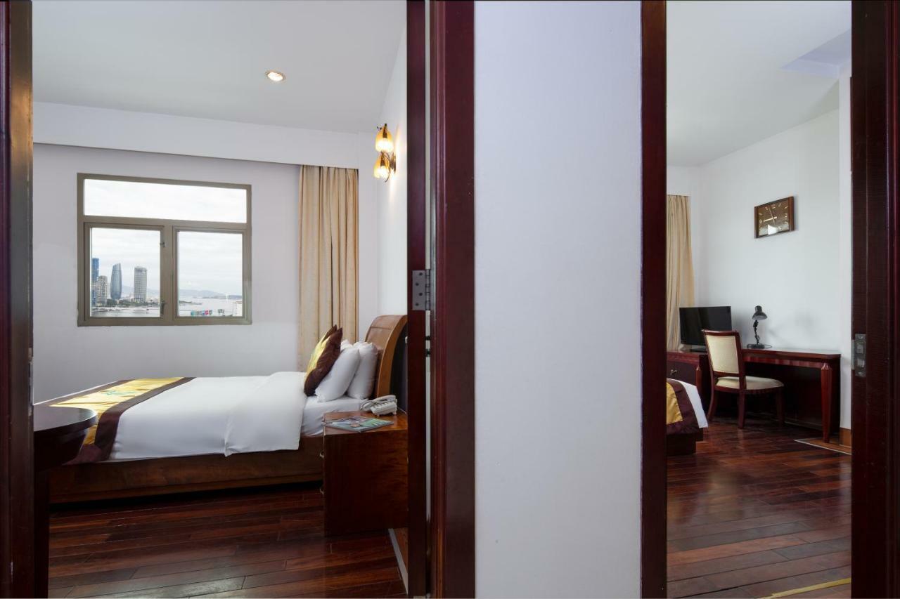 Da Nang Riverside Hotel ภายนอก รูปภาพ