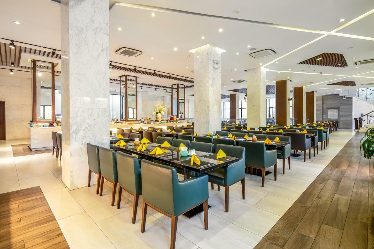 Da Nang Riverside Hotel ภายนอก รูปภาพ